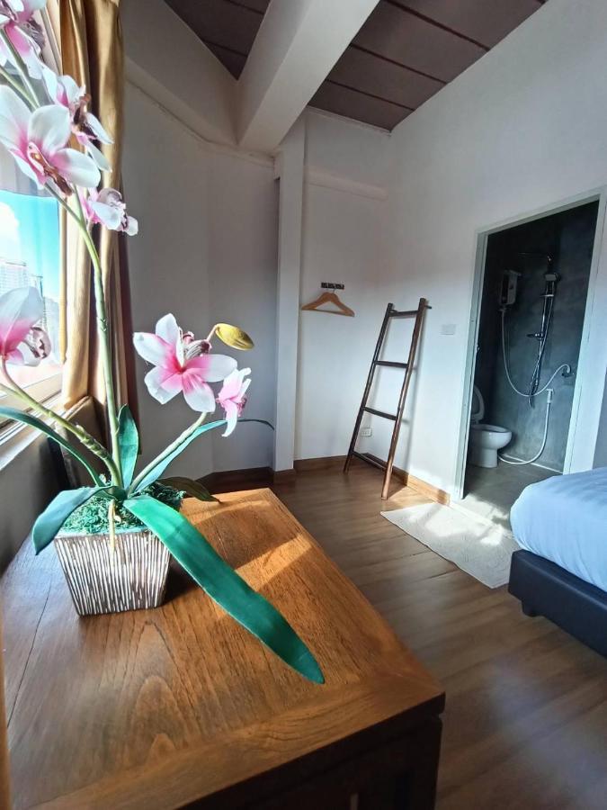 Soft Night Barzaar Hostel Chiang Mai Ngoại thất bức ảnh