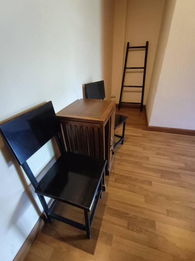 Soft Night Barzaar Hostel Chiang Mai Ngoại thất bức ảnh