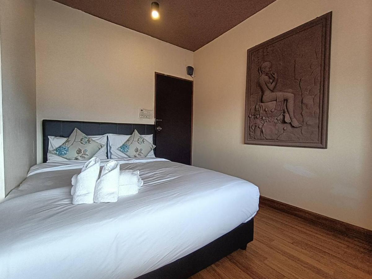 Soft Night Barzaar Hostel Chiang Mai Ngoại thất bức ảnh
