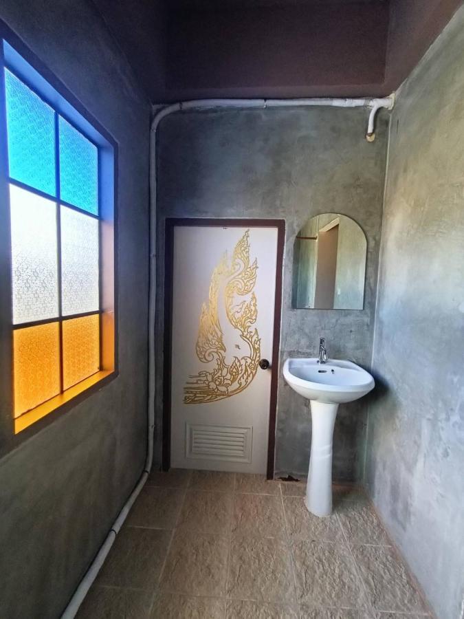Soft Night Barzaar Hostel Chiang Mai Ngoại thất bức ảnh