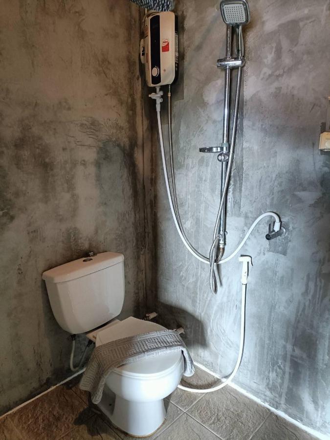 Soft Night Barzaar Hostel Chiang Mai Ngoại thất bức ảnh