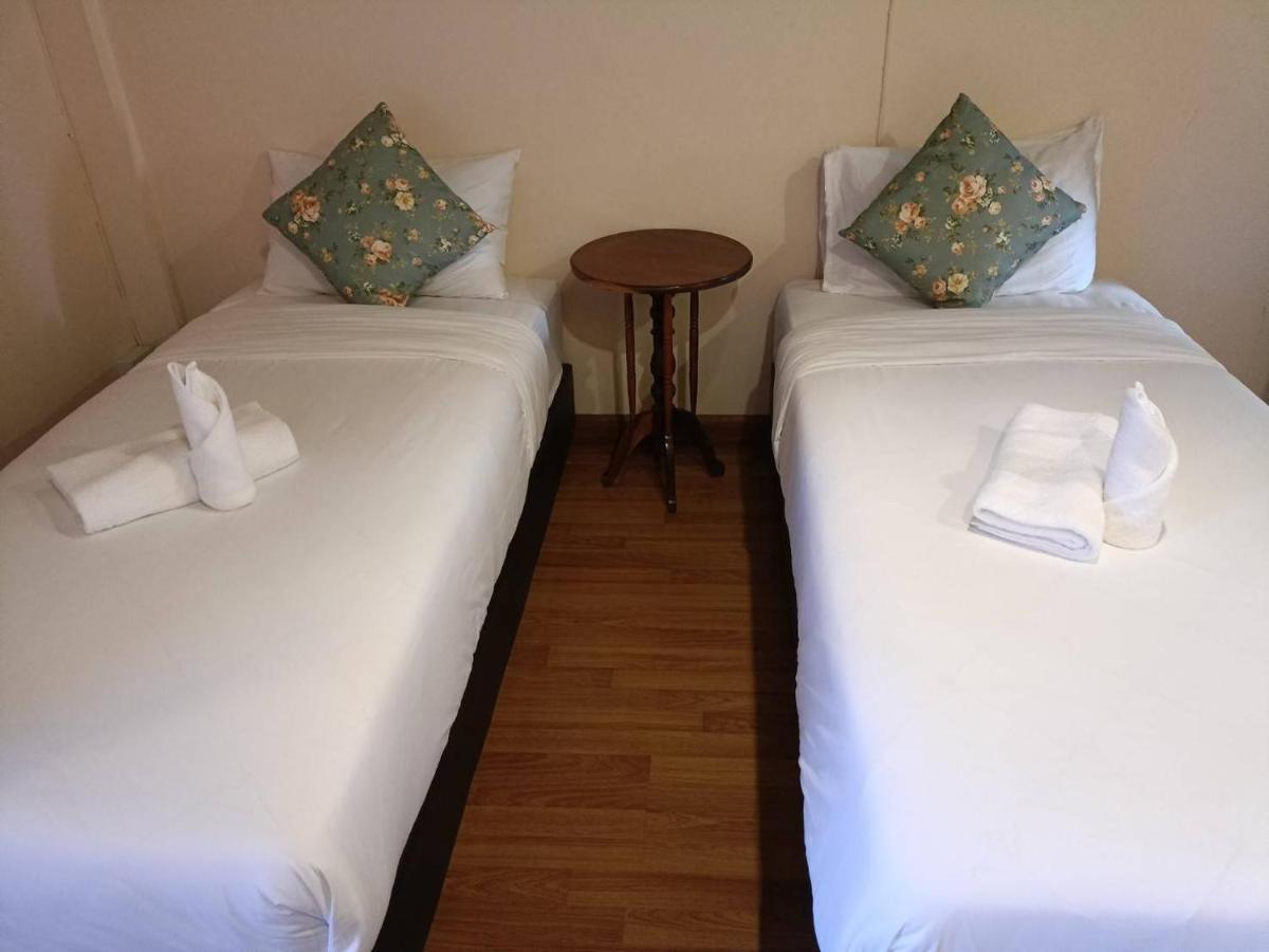 Soft Night Barzaar Hostel Chiang Mai Ngoại thất bức ảnh